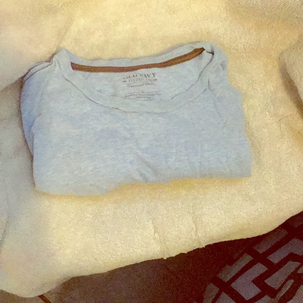 Old Navy Fitted Tee Shirt